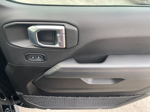 Used 2023 Jeep Wrangler Unlimited Rubicon 392 w/ Trailer Tow Package image 19