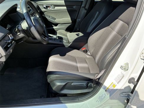 Used 2025 Honda Civic Sport image 12