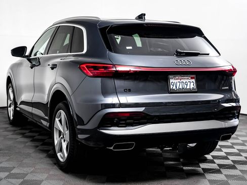 Certified 2025 Audi Q5 Premium w/ Premium Plus AWD/4WD image 2