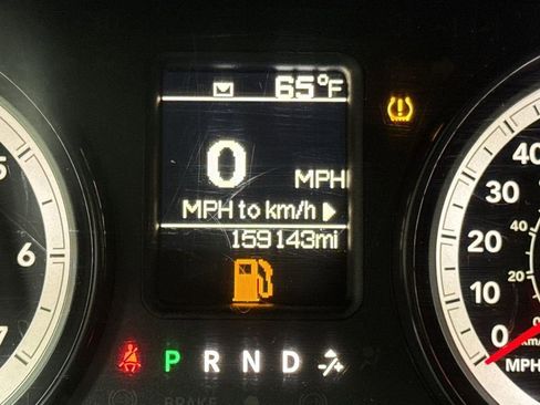 Used 2018 RAM 2500 Tradesman w/ Chrome Appearance Group image 12