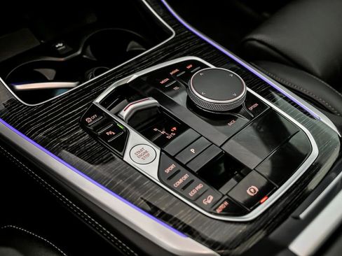 Used 2024 BMW X5 xDrive40i w/ M Sport Package image 26