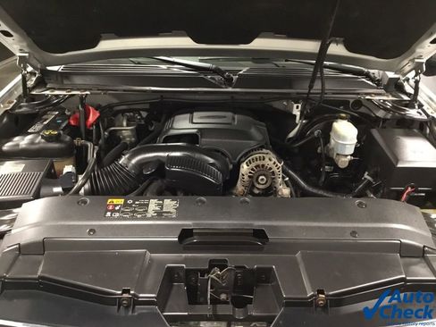 Used 2012 Chevrolet Avalanche LT w/ Suspension Package, Off-Road AWD/4WD image 48