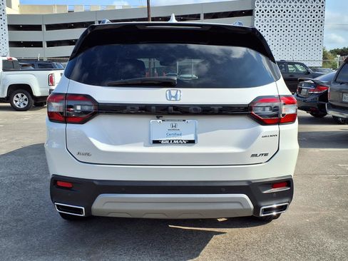 Used 2025 Honda Pilot Elite image 24