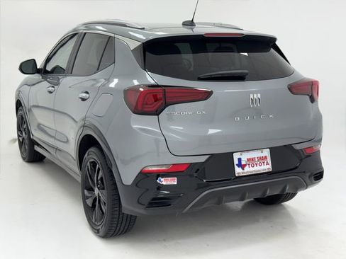 Used 2025 Buick Encore GX Sport Touring FWD image 38