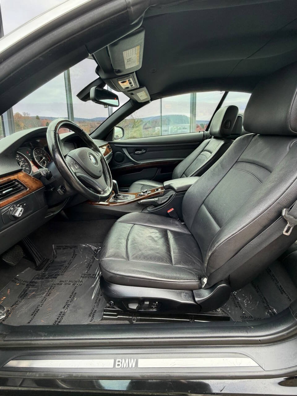 Used 2013 BMW 335i Convertible RWD image 25