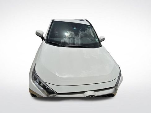 Used 2020 Toyota RAV4 XLE Premium FWD image 11