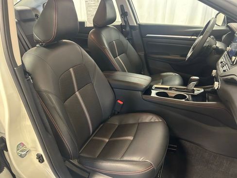 Used 2025 Nissan Altima 2.5 SR image 20
