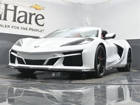 New 2026 Chevrolet Corvette E-Ray w/ Stealth Interior Trim Package image 4