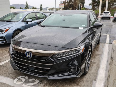 Certified 2022 Honda Accord Sport image 2