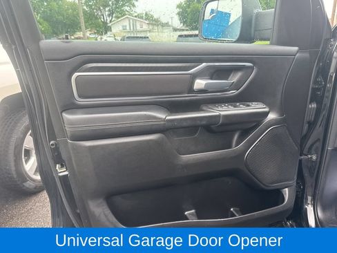 Used 2025 RAM 1500 Big Horn AWD/4WD image 18
