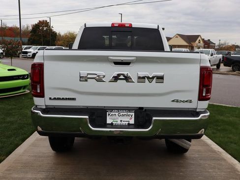 Used 2025 RAM 3500 Laramie image 37