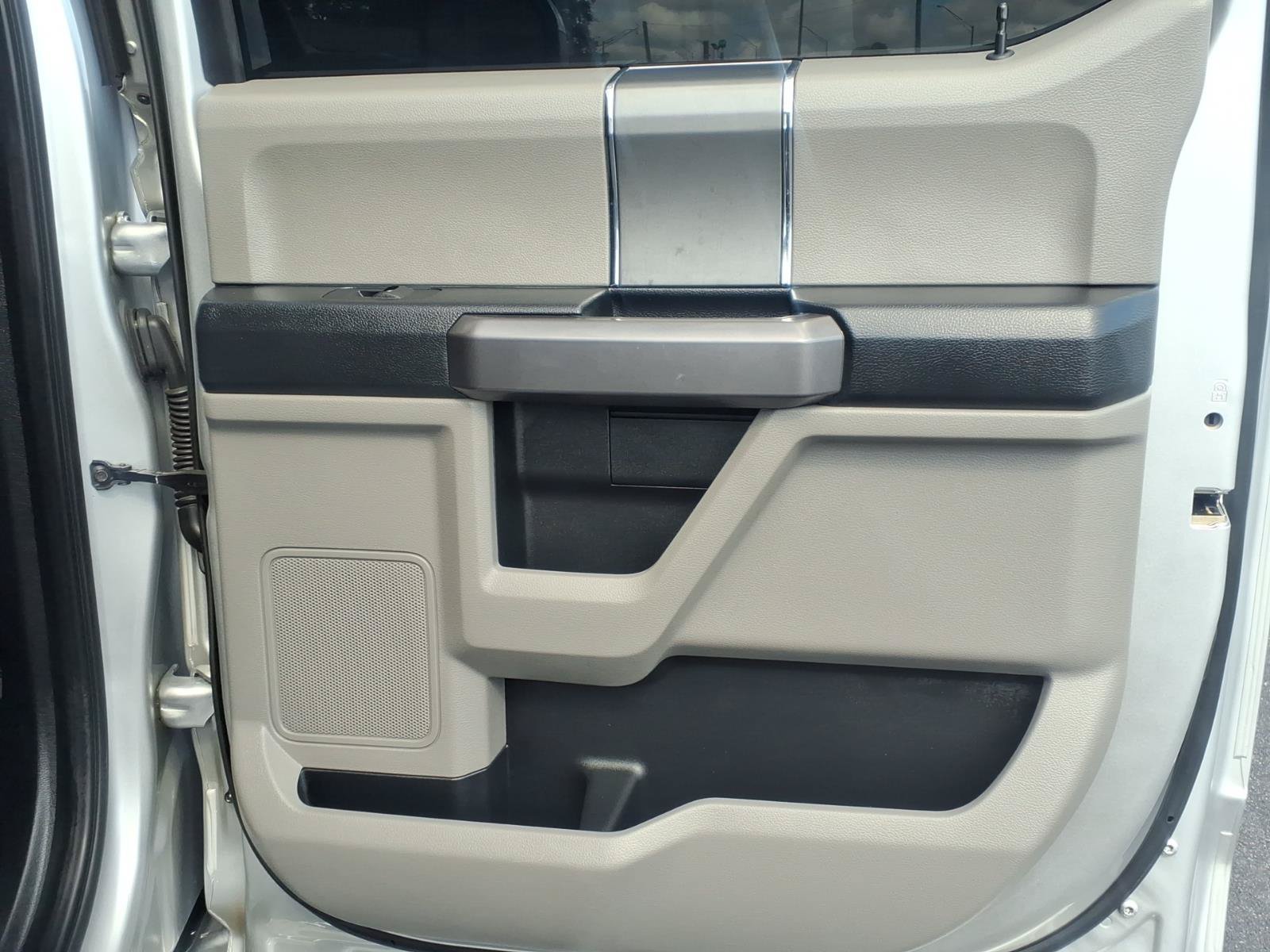 Used 2019 Ford F250 XLT w/ XLT Premium Package AWD/4WD image 14