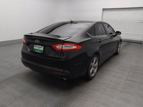 Used 2015 Ford Fusion SE w/ Equipment Group 201A FWD image 9