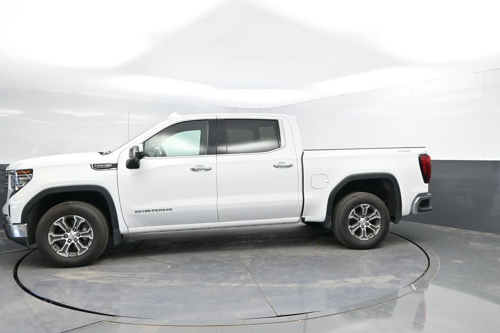 Used 2024 GMC Sierra 1500 SLT AWD/4WD image 6