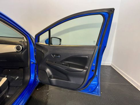 Used 2020 Nissan Versa SV FWD image 20