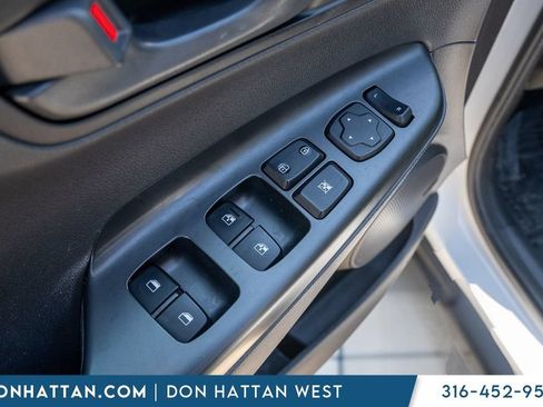 Used 2021 Hyundai Kona SEL Plus FWD image 18