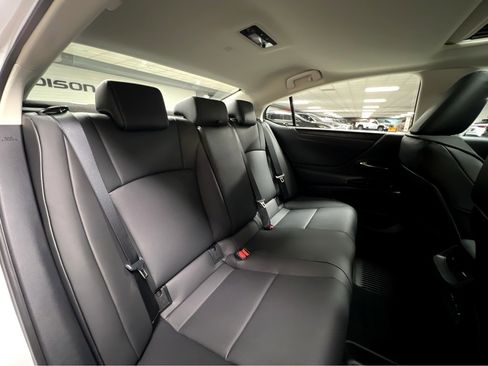 New 2025 Lexus ES 350 w/ Premium Package image 23