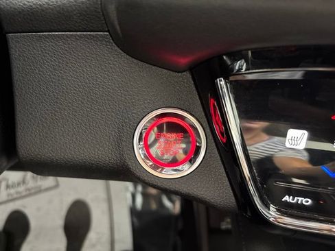 Used 2019 Honda HR-V EX-L image 10