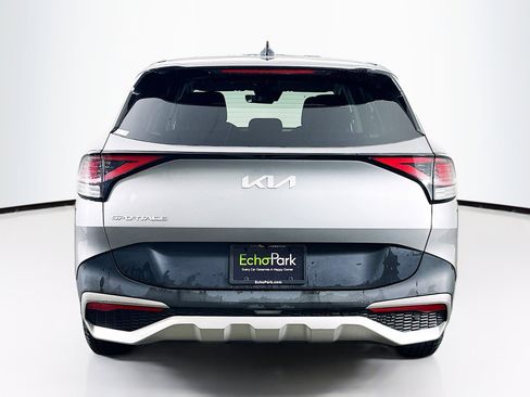 Used 2024 Kia Sportage LX image 7