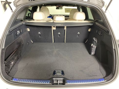 Used 2026 Mercedes-Benz GLC 300 4MATIC image 27