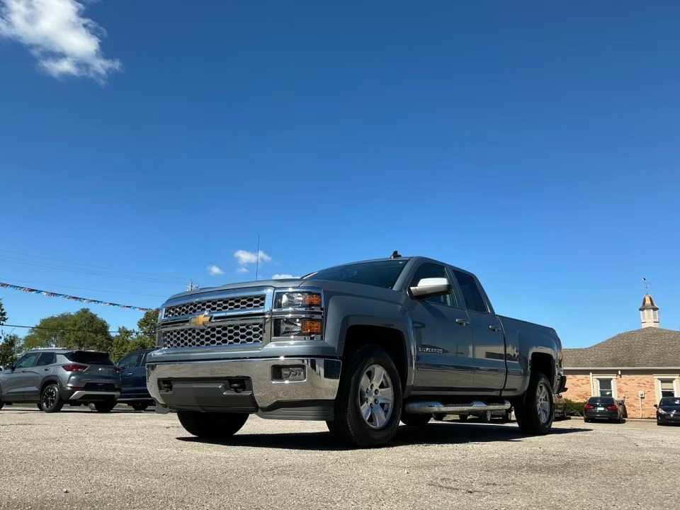 Used 2015 Chevrolet Silverado 1500 LT w/ All Star Edition AWD/4WD image 22