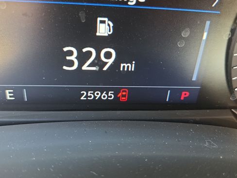 Used 2025 Cadillac CT4 Luxury RWD image 30