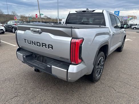 Used 2025 Toyota Tundra Limited AWD/4WD image 8