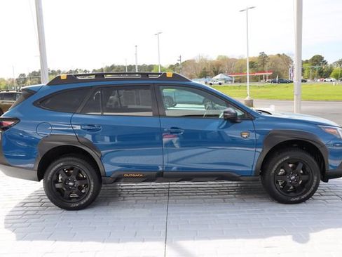 Certified 2024 Subaru Outback Wilderness AWD/4WD image 6