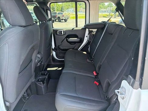 Used 2018 Jeep Wrangler Unlimited Sport S AWD/4WD image 12