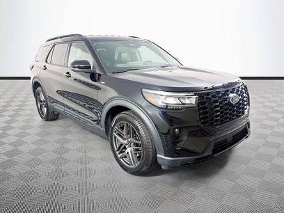 Certified 2025 Ford Explorer ST-Line w/ ST-Line Street Pack