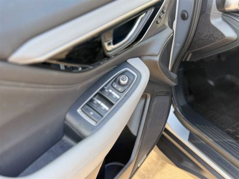 Used 2022 Subaru Outback Limited AWD/4WD image 18