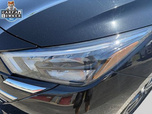 Certified 2025 Nissan Versa SV FWD image 19