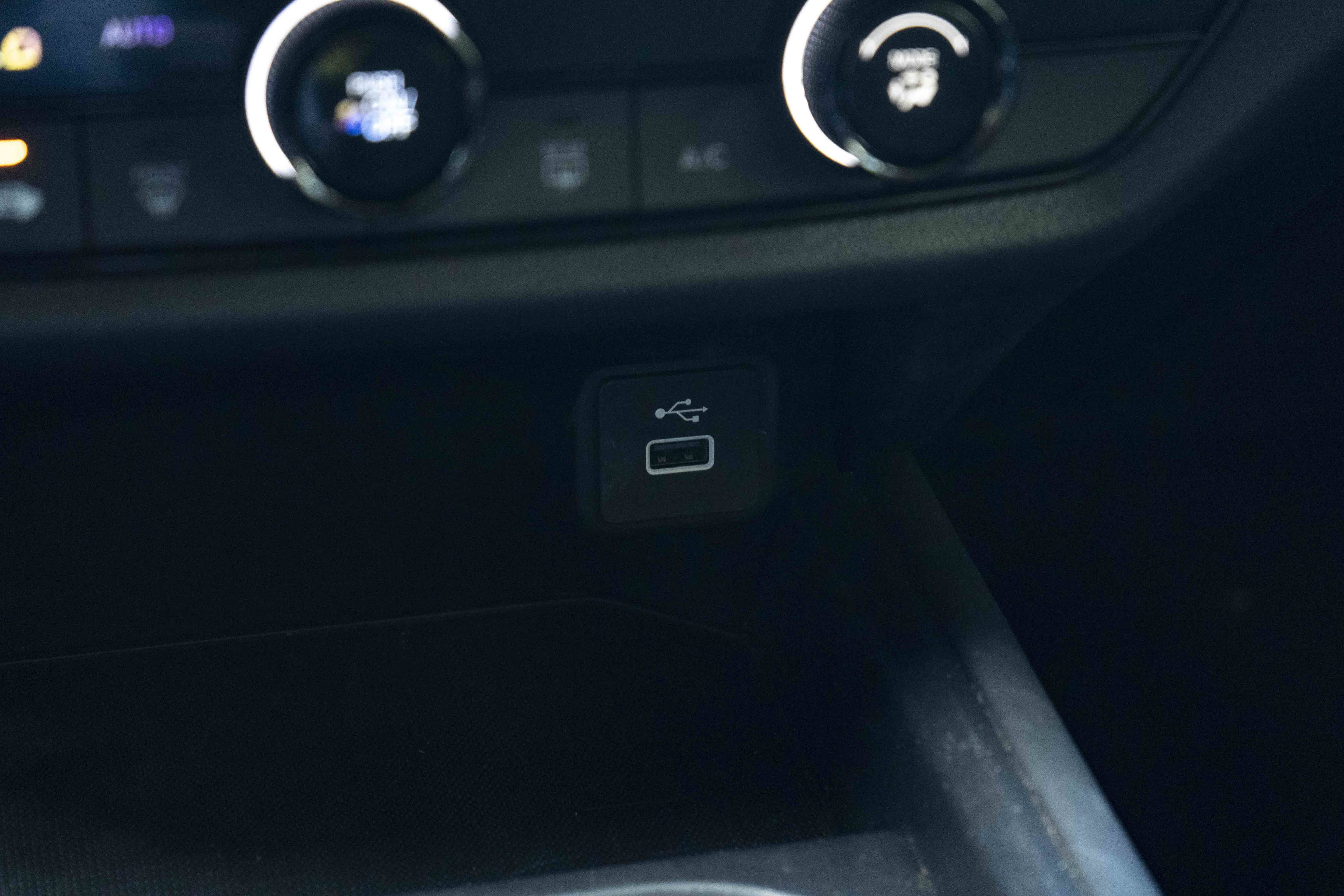 Certified 2024 Honda HR-V LX image 35