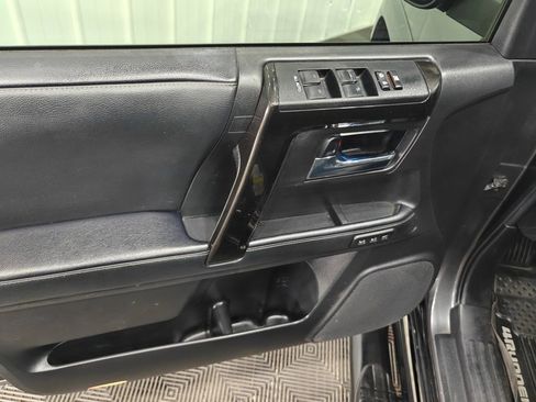 Used 2020 Toyota 4Runner Nightshade image 43