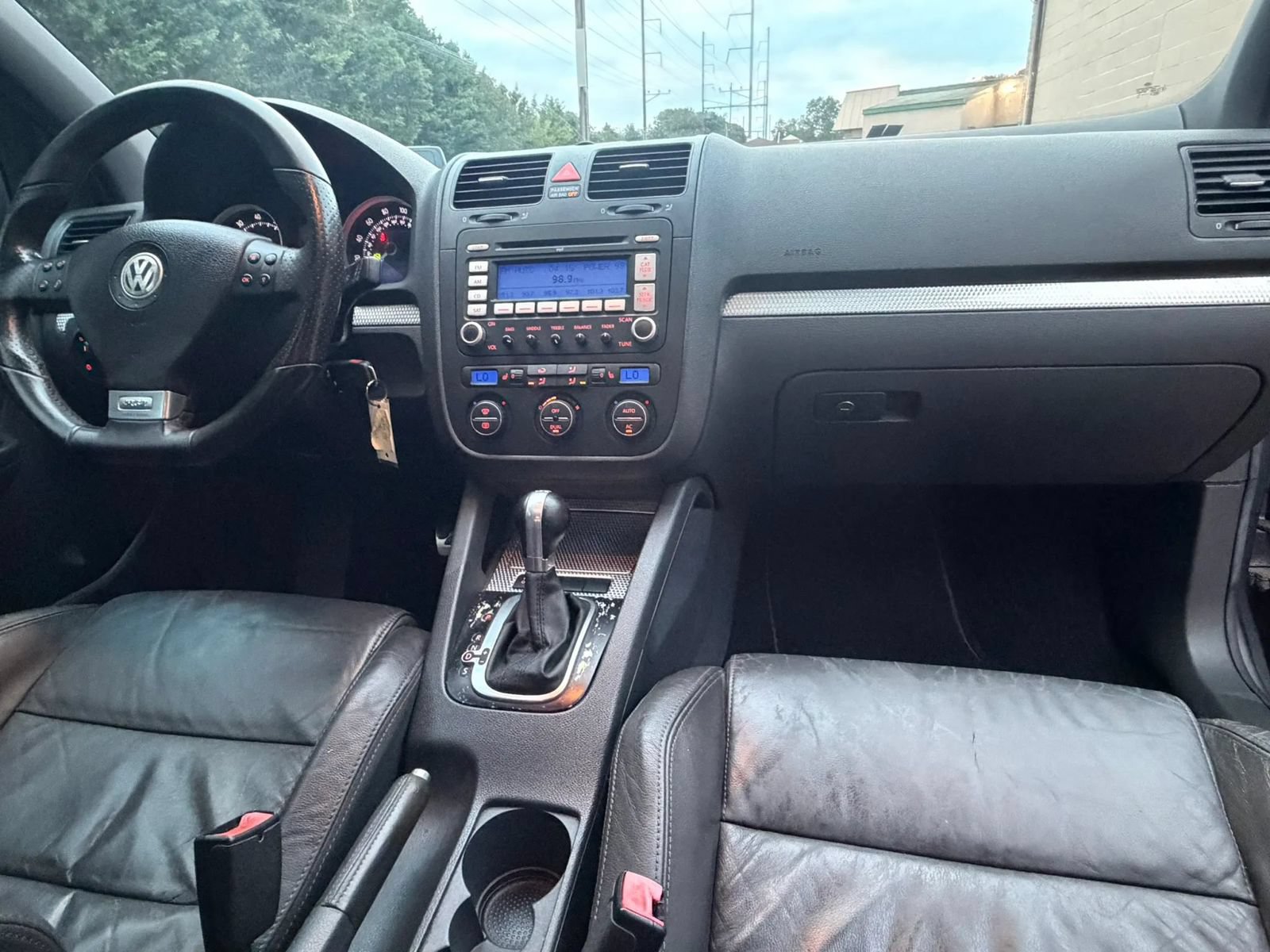 Used 2008 Volkswagen R32 AWD/4WD image 13