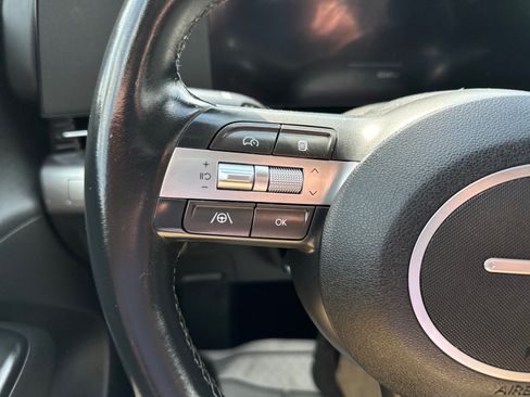 Used 2025 Hyundai Kona SEL FWD image 20