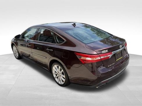 Used 2013 Toyota Avalon Limited FWD image 33