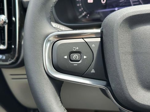 New 2026 Volvo XC40 B4 Plus w/ Protection Package Premier FWD image 8