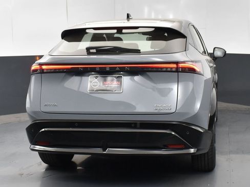 Used 2023 Nissan Ariya AWD image 7