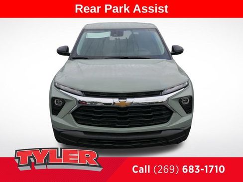 New 2026 Chevrolet TrailBlazer LS w/ LS Convenience Package AWD/4WD image 2