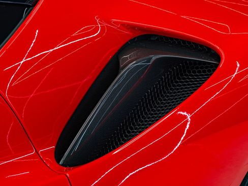 Used 2021 Ferrari SF90 Stradale AWD/4WD image 22