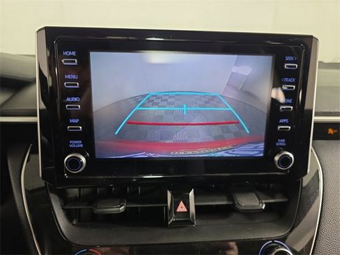 Used 2020 Toyota Corolla LE image 14