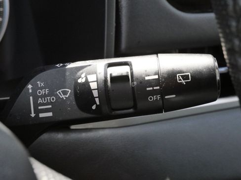 Used 2025 Mitsubishi Outlander SE AWD/4WD image 33