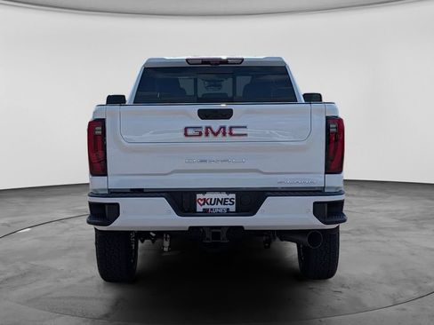 New 2026 GMC Sierra 3500 Denali w/ Denali Reserve Package AWD/4WD image 13