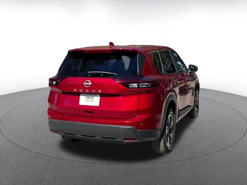 Used 2025 Nissan Rogue SV image 12