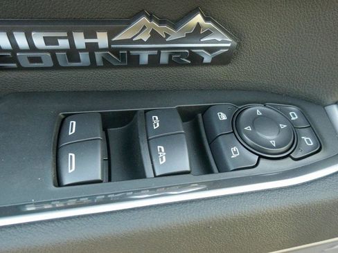 New 2026 Chevrolet Silverado 1500 High Country image 17