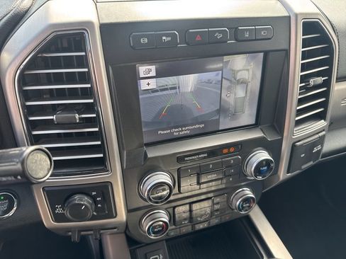 Used 2019 Ford F350 Platinum w/ Platinum Ultimate Package AWD/4WD image 28