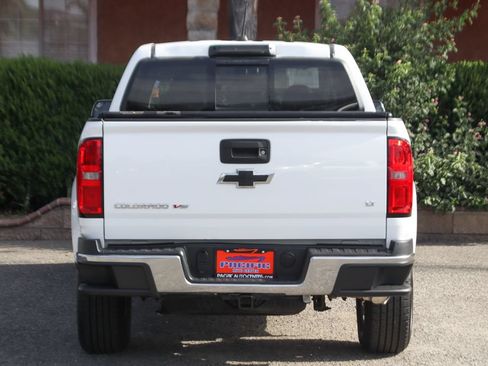 Used 2017 Chevrolet Colorado LT w/ Luxury Package, Chrome RWD image 7