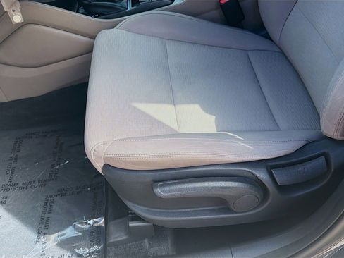 Used 2019 Hyundai Tucson SE image 17