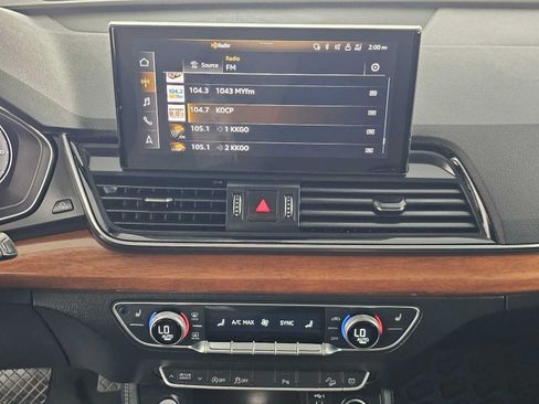 Used 2021 Audi Q5 2.0T Premium Plus w/ Premium Plus Package AWD/4WD image 26